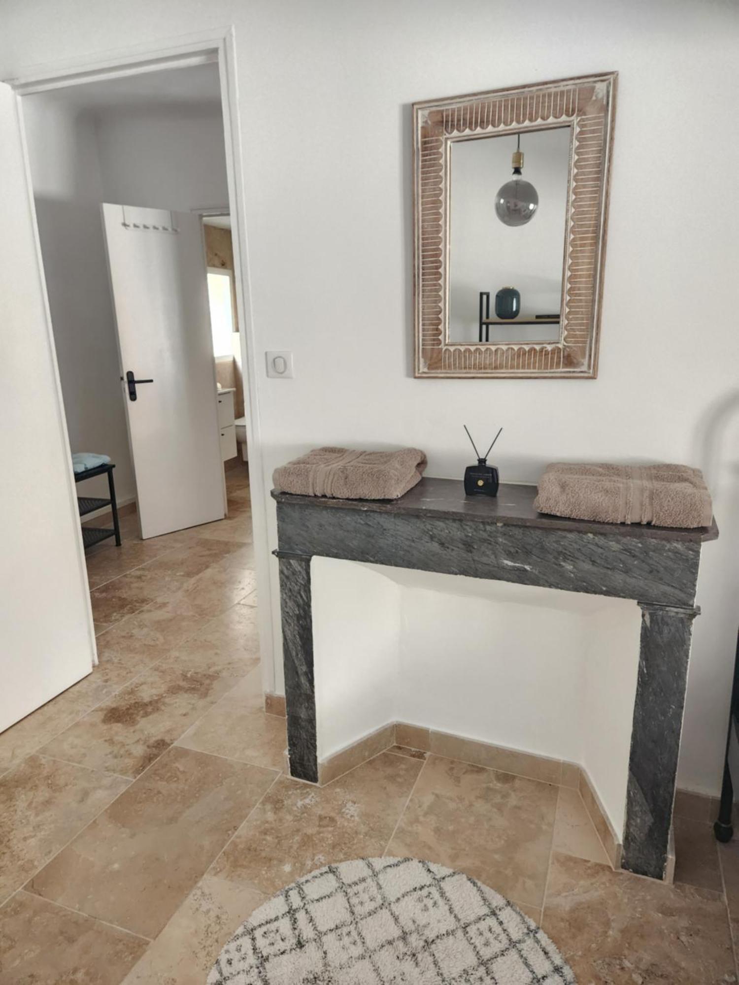 Le Beffroi De Gaston Climatise Apartman Aix-en-Provence Kültér fotó